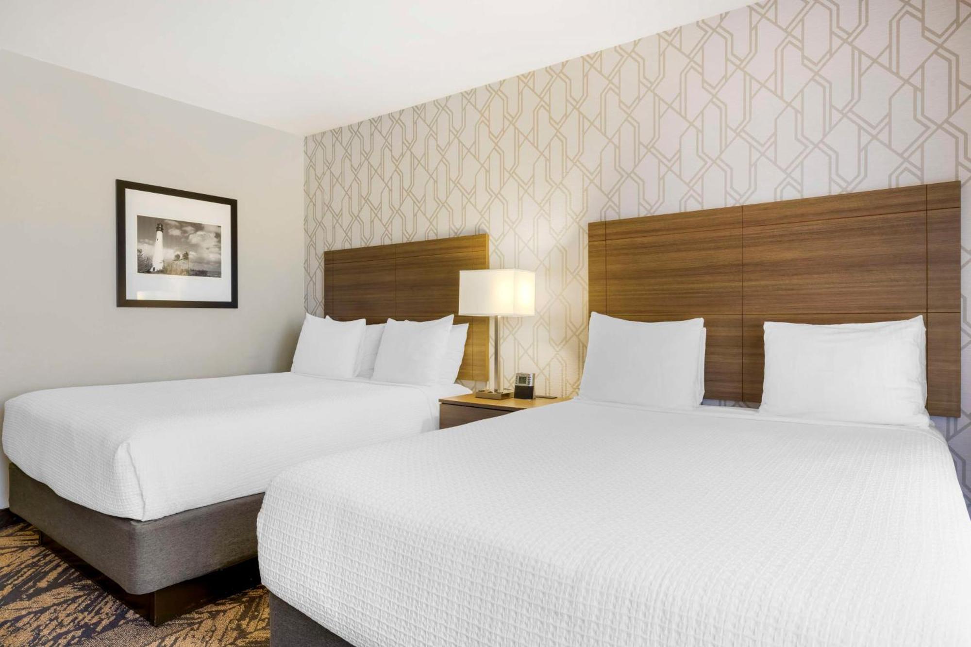 Best Western Plus Bayside Inn Сан Диего Екстериор снимка