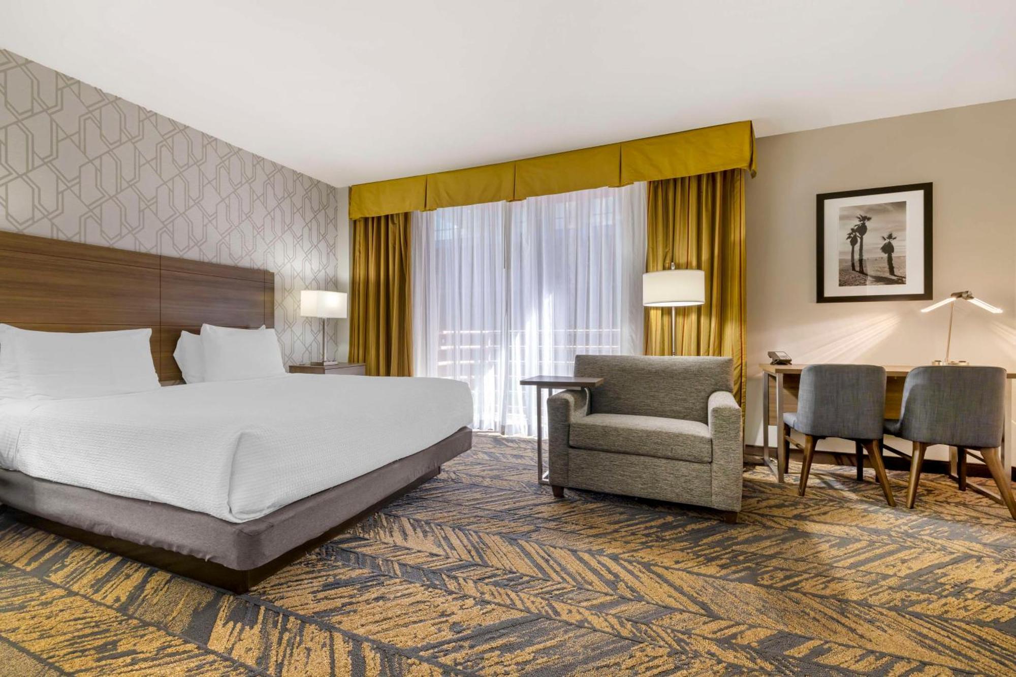 Best Western Plus Bayside Inn Сан Диего Екстериор снимка