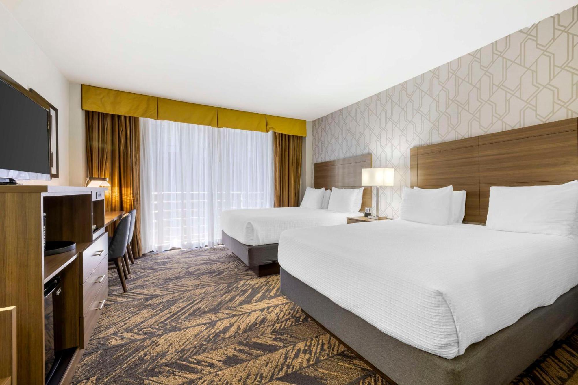 Best Western Plus Bayside Inn Сан Диего Екстериор снимка