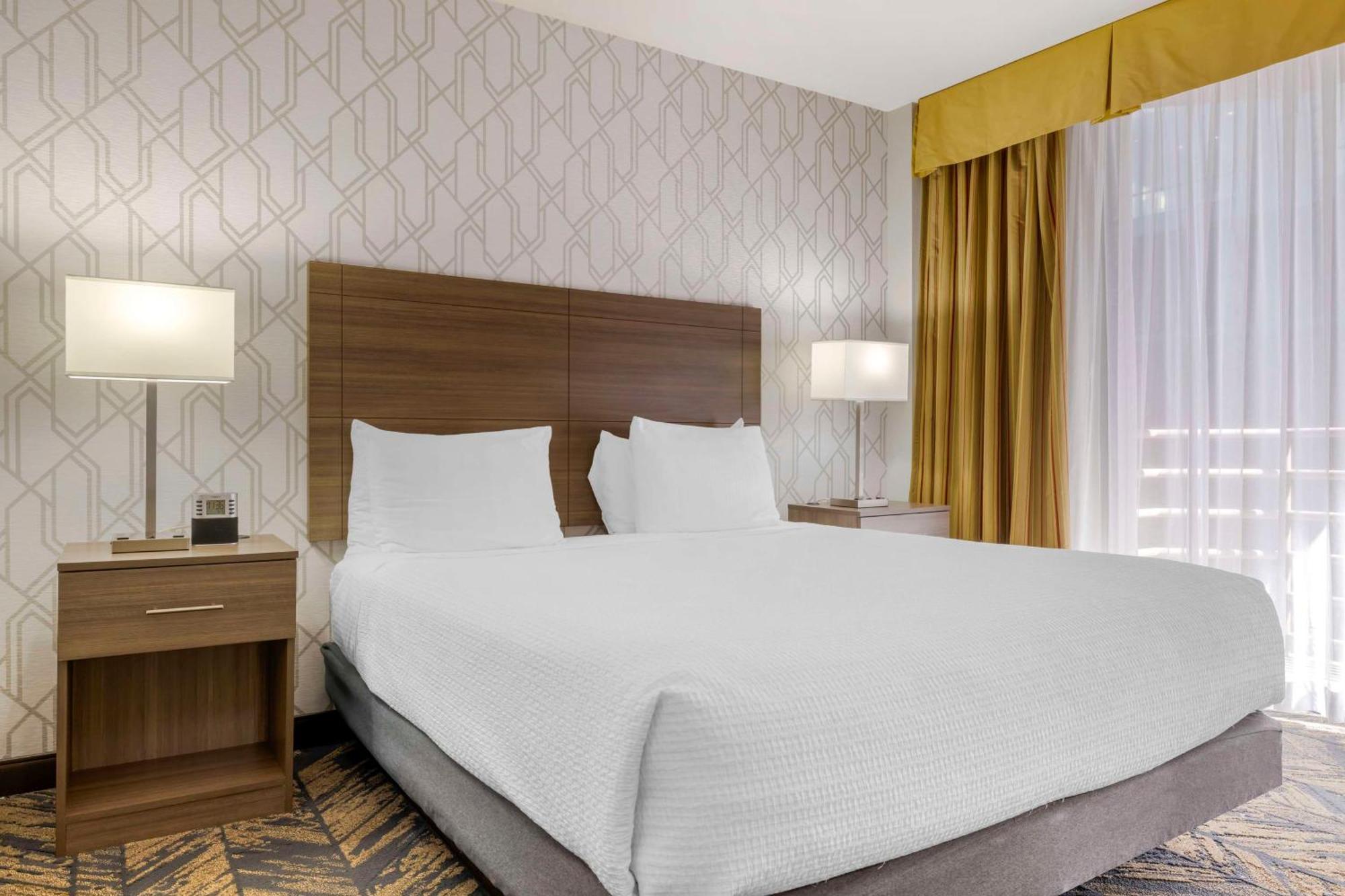 Best Western Plus Bayside Inn Сан Диего Екстериор снимка