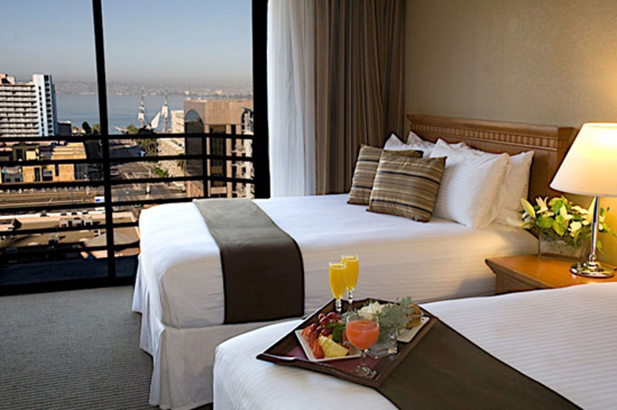 Best Western Plus Bayside Inn Сан Диего Екстериор снимка